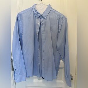 UNTUCKit blue button down size L